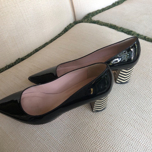 Kate Spade Black Patent shoes with black/white 2" heel. Size 7.5 M  Original box - Picture 10 of 12